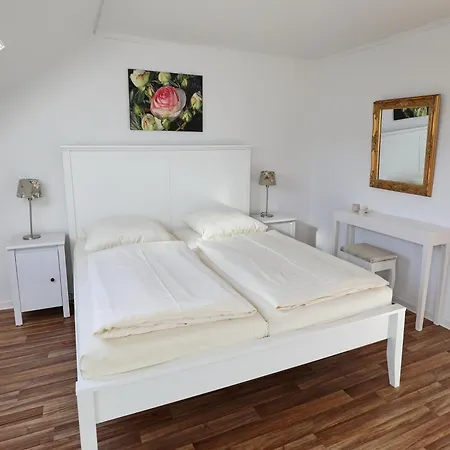 Rose, 178 Apartmán Lübeck